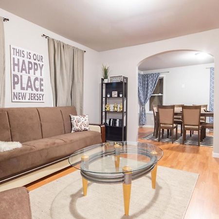 Cheerful 3-Bedroom Home Up To 9 Guest Atlantic City Kültér fotó