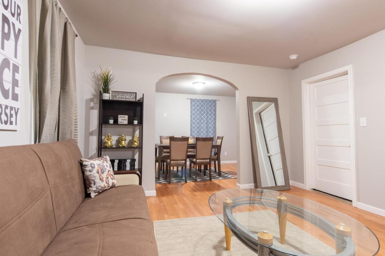 Cheerful 3-Bedroom Home Up To 9 Guest Atlantic City Kültér fotó